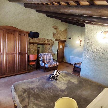 Masia Can Felip B&B Llinars del Valles Экстерьер фото