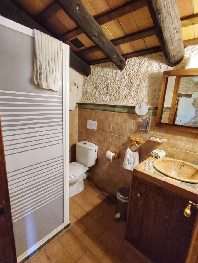Masia Can Felip B&B Llinars del Valles Экстерьер фото