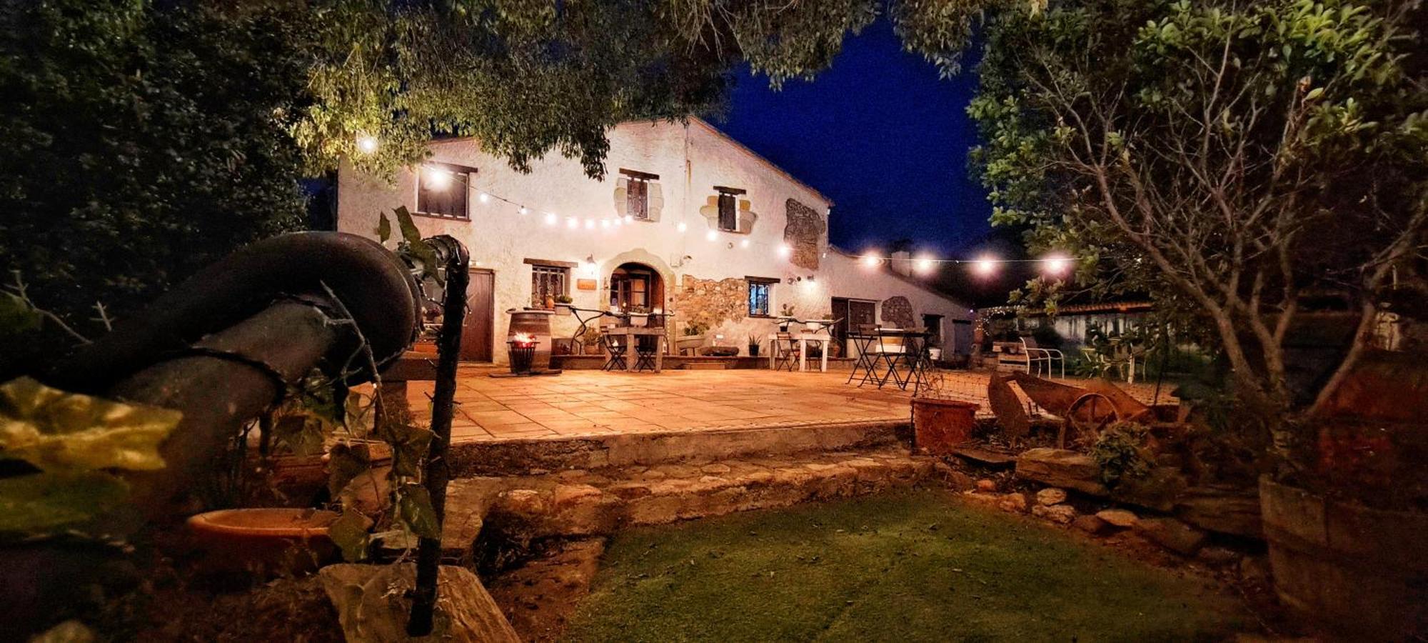 Masia Can Felip B&B Llinars del Valles Экстерьер фото