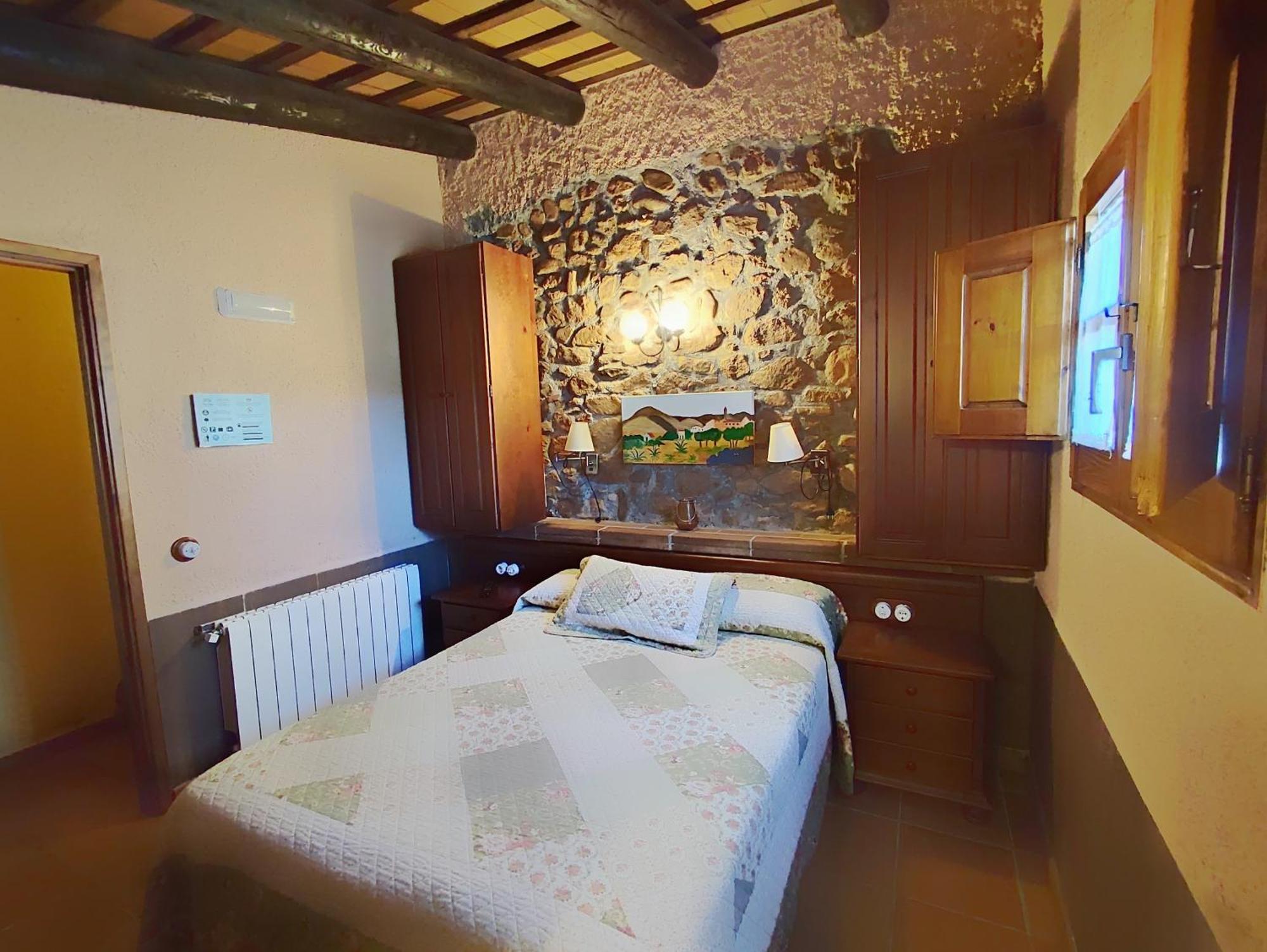 Masia Can Felip B&B Llinars del Valles Экстерьер фото